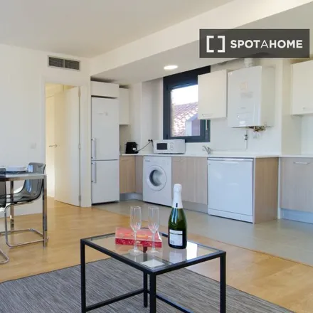 Rent this studio apartment on Avenida de la Ciudad de Barcelona in 89, 28007 Madrid