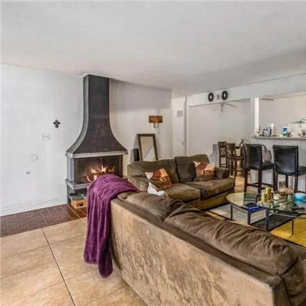 Image 6 - Las Colinas Apartments, 3250 Panorama Road, Riverside, CA 92506, USA - Condo for sale