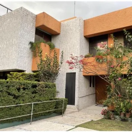 Buy this 3 bed house on Calle Chayiyicame in Colonia San Miguel Tecamachalco, 53950 Naucalpan de Juárez