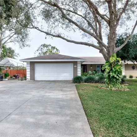 Image 1 - 640 Colonial Drive, Royal Poinciana Park, Indian River County, FL 32962, USA - House for sale