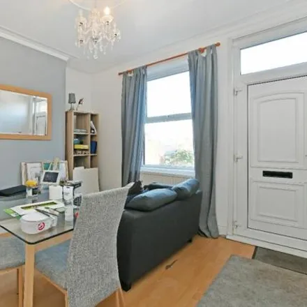 Image 2 - Saxton Mee, Marmion Road, Sheffield, S11 8TS, United Kingdom - Townhouse for sale