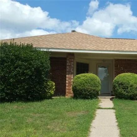 Rent this 3 bed house on North Valley Parkway in Lewisville, TX 75077