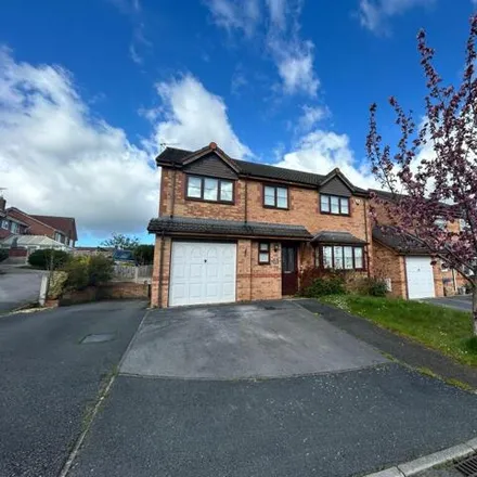 Rent this 4 bed house on Kelso Close in Wrexham, LL13 0QH