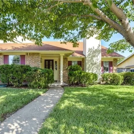 Rent this 3 bed house on 7612 Jerome Drive in Plano, TX 75025