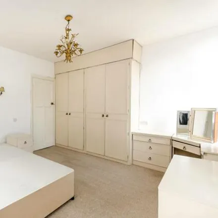 Rent this 1 bed apartment on 20 Chelsea Manor Street in London, SW3 5UB