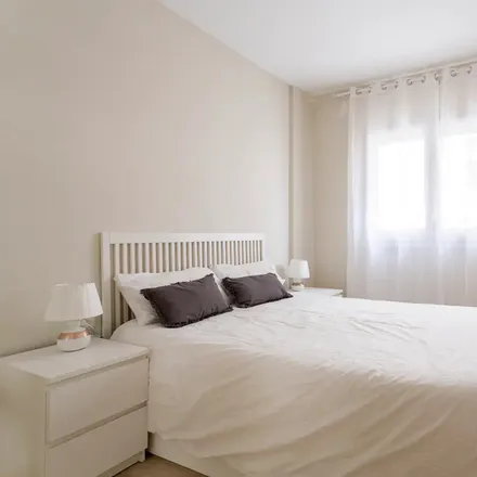 Rent this 2 bed apartment on Carrer del Poeta Cabanyes in 08001 Barcelona, Spain