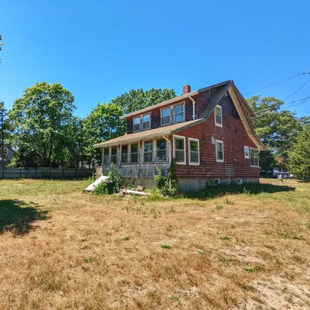 Image 1 - 14 McKinley Street, Briarwood Beach, Wareham, MA 02571, USA - House for sale