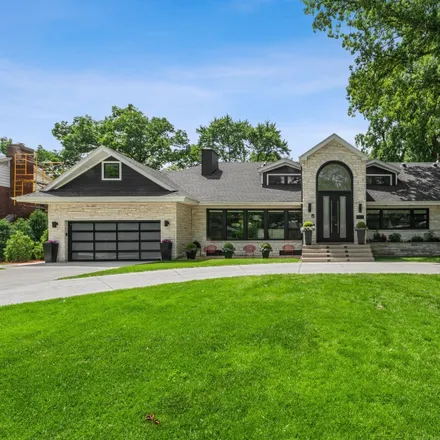 Buy this 6 bed house on 6600 North Longmeadow Avenue in Lincolnwood, Forest Glen