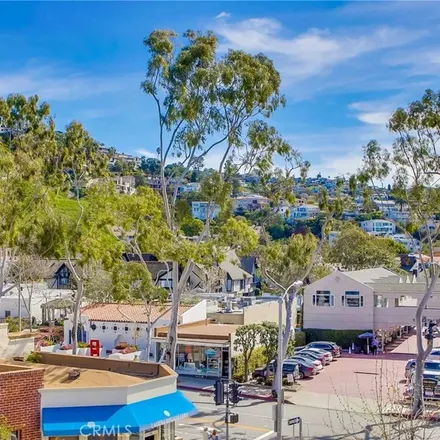 Rent this 1 bed apartment on 312 Broadway Street in Laguna Beach, CA 92651