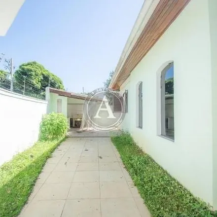 Buy this 4 bed house on Avenida Diógenes Ribeiro de Lima 3618 in Bela Aliança, São Paulo - SP