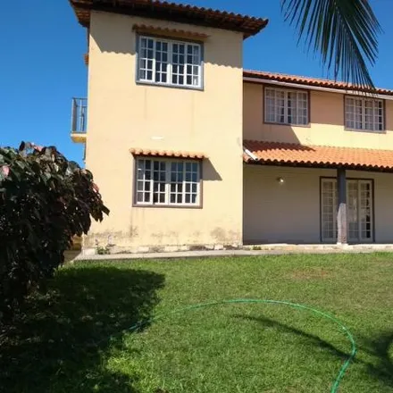 Buy this 8 bed house on Passagem dos Papagaios in Avenida dos Pescadores, Caminho Verde