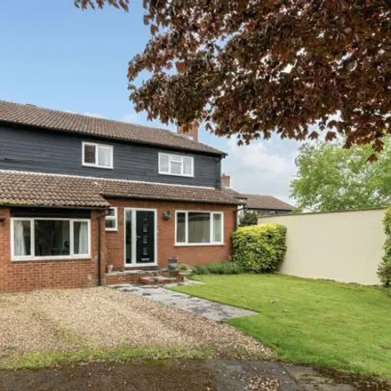 Buy this 4 bed house on Wykeham Gate in Haddenham, HP17 8DF