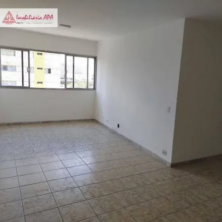 Rent this 3 bed apartment on Rua Barão de Tefé 37 in Barra Funda, São Paulo - SP