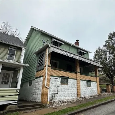 Image 2 - 201 1st Street, Leechburg, PA 15656, USA - House for sale