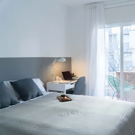 Rent this 4 bed room on Carrer de Berlín in 1, 08001 Barcelona