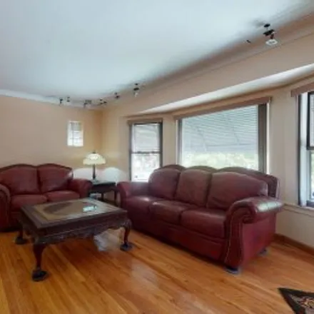 Buy this 6 bed apartment on 4365 West Leland Avenue in Irving Park, Chicago