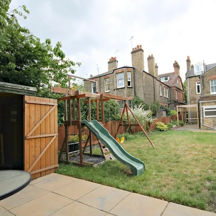 Rent this 2 bed apartment on St Pauls Avenue in Willesden Green, London