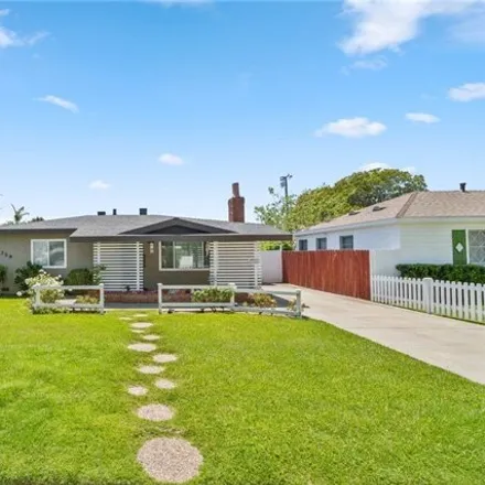 Buy this 5 bed house on 359 Flower Street in Cliff Haven, Costa Mesa