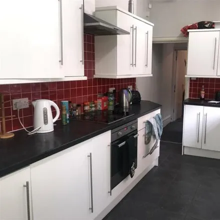 Rent this 7 bed townhouse on 305 Dawlish Road in Selly Oak, B29 7AU