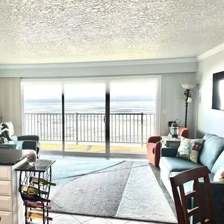 Buy this 1 bed condo on Ocean Terrace Condominiums in 4229 Southwest Beach Avenue, Lincoln City