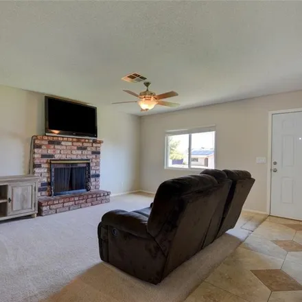 Image 5 - 617 Mosswood Drive, Henderson, NV 89002, USA - House for sale
