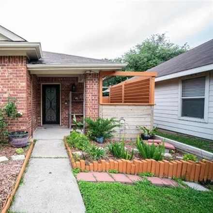 Rent this 3 bed house on 2998 Standing Springs Lane in League City, TX 77539