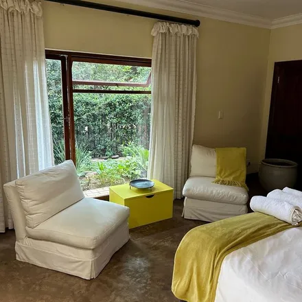 Rent this 1 bed apartment on 92 Drakensberg Drive in Alphenpark, Pretoria