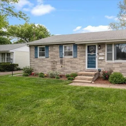 Image 1 - Huntington Road, Southlawn, Springfield, IL 62662, USA - House for sale
