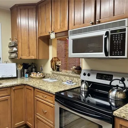 Image 3 - 1744 Northlake Drive, Middleton Shores, Anderson County, SC 29625, USA - Condo for sale