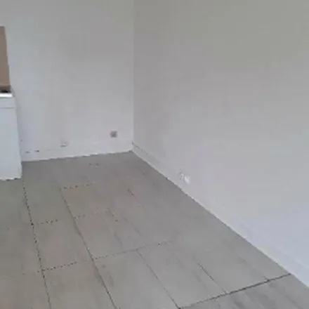 Rent this 2 bed apartment on 51 Rue Jean Jaurès in 76500 Elbeuf, France