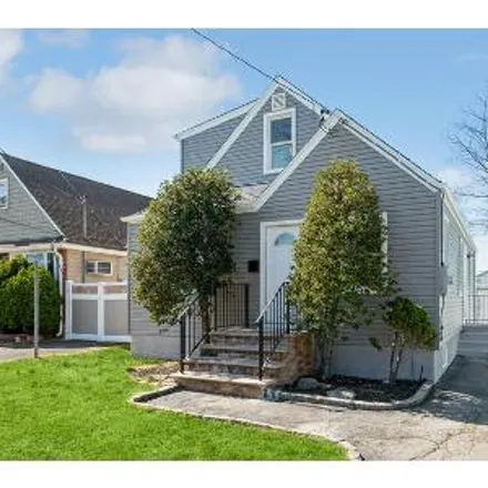 Buy this 2 bed house on 190 Franklin Street in Elmont, NY 11003