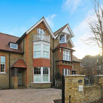 Rent this 5 bed duplex on 190 Kingston Road in London, SW19 3NU