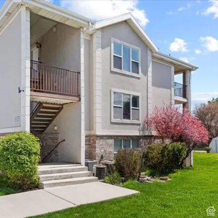 Buy this 2 bed condo on 401 East 450 South in American Fork, UT 84003