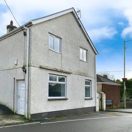 Rent this 4 bed house on Minffrwd Road in Pencoed, CF35 6RL