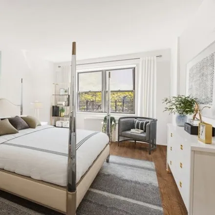 Image 5 - 7 West 14th Street, New York, NY 10011, USA - Apartment for sale