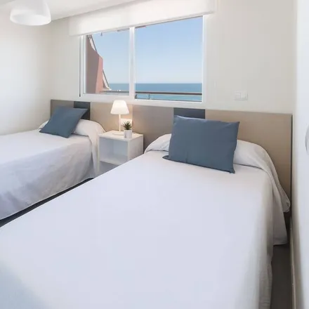 Image 1 - Farmacia de la Playa, Passeig Marítim de Neptú, 66, 46730 Gandia, Spain - Apartment for rent