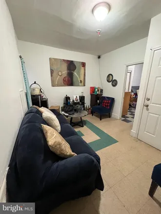 Buy this studio townhouse on 620 East Allegheny Avenue in Philadelphia, PA 19134