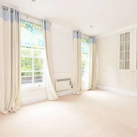 Rent this 4 bed apartment on 6-10 Yeoman's Row in London, SW3 1LB
