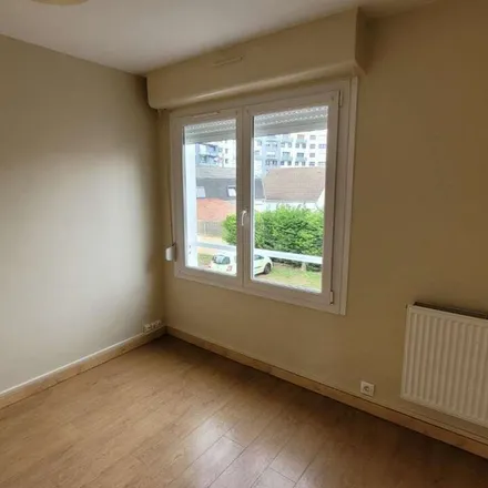 Rent this 2 bed apartment on 2 Rue de Lolliette in 62000 Arras, France