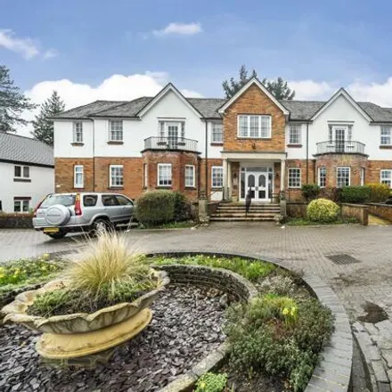 Buy this 1 bed house on Harpsden Way in Henley-on-Thames, RG9 1NL