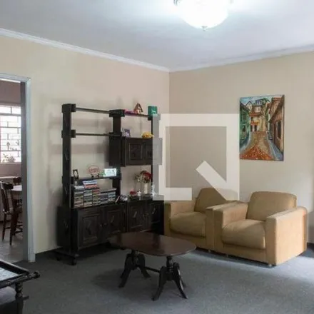 Rent this 3 bed house on Edifício Brasília Maximum in Rua Pontins 225, Alto de Santana