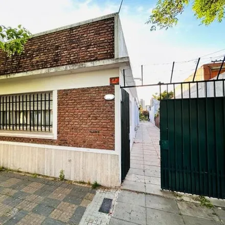 Rent this 3 bed house on San Lorenzo 3941 in Partido de Lanús, B1828 ATD Remedios de Escalada