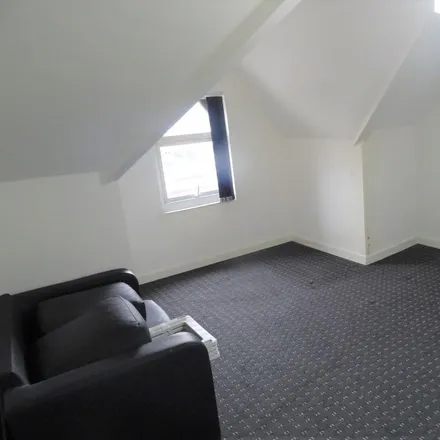 Rent this 1 bed apartment on Pepes Piri Piri in 255-257 Roundhay Road, Leeds