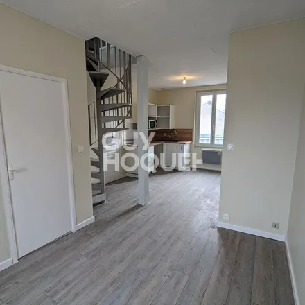 Image 4 - 100 Rue Nationale, 37000 Tours, France - Apartment for rent