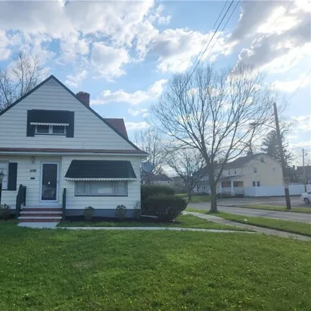Buy this 4 bed house on 1092 Nela View Road in Cleveland Heights, OH 44112