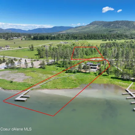 Buy this 4 bed house on 600 West Lariat Court in Post Falls, ID 83854