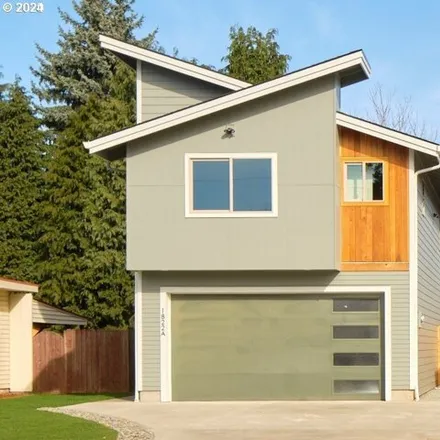Buy this 3 bed house on 1822 E 33rd St Unit A in Vancouver, Washington