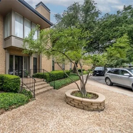 Buy this 2 bed condo on 10761 Villager Road in Meaders, Dallas