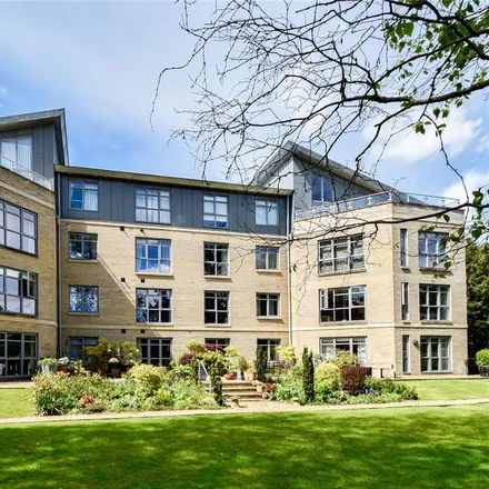 Rent this 2 bed apartment on St Faith's School in Trumpington Street, Cambridge
