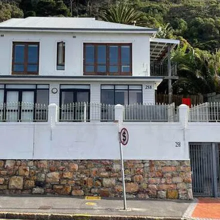 Image 4 - Main Road, Muizenberg, Western Cape, 7945, South Africa - Apartment for rent